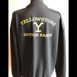 Woman’s Yellowstone Long Sleeve Top